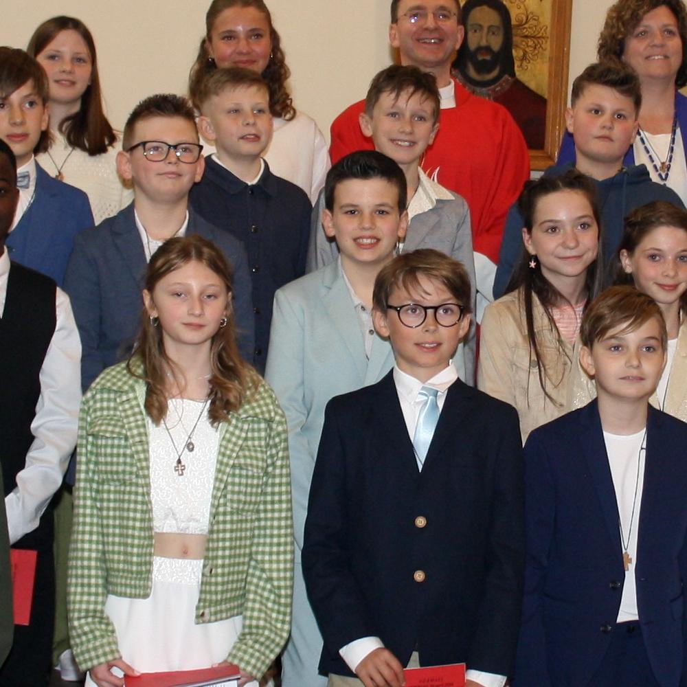 Op zaterdag 20 april hebben 51 jongeren het sacrament van het Vormsel ontvangen.