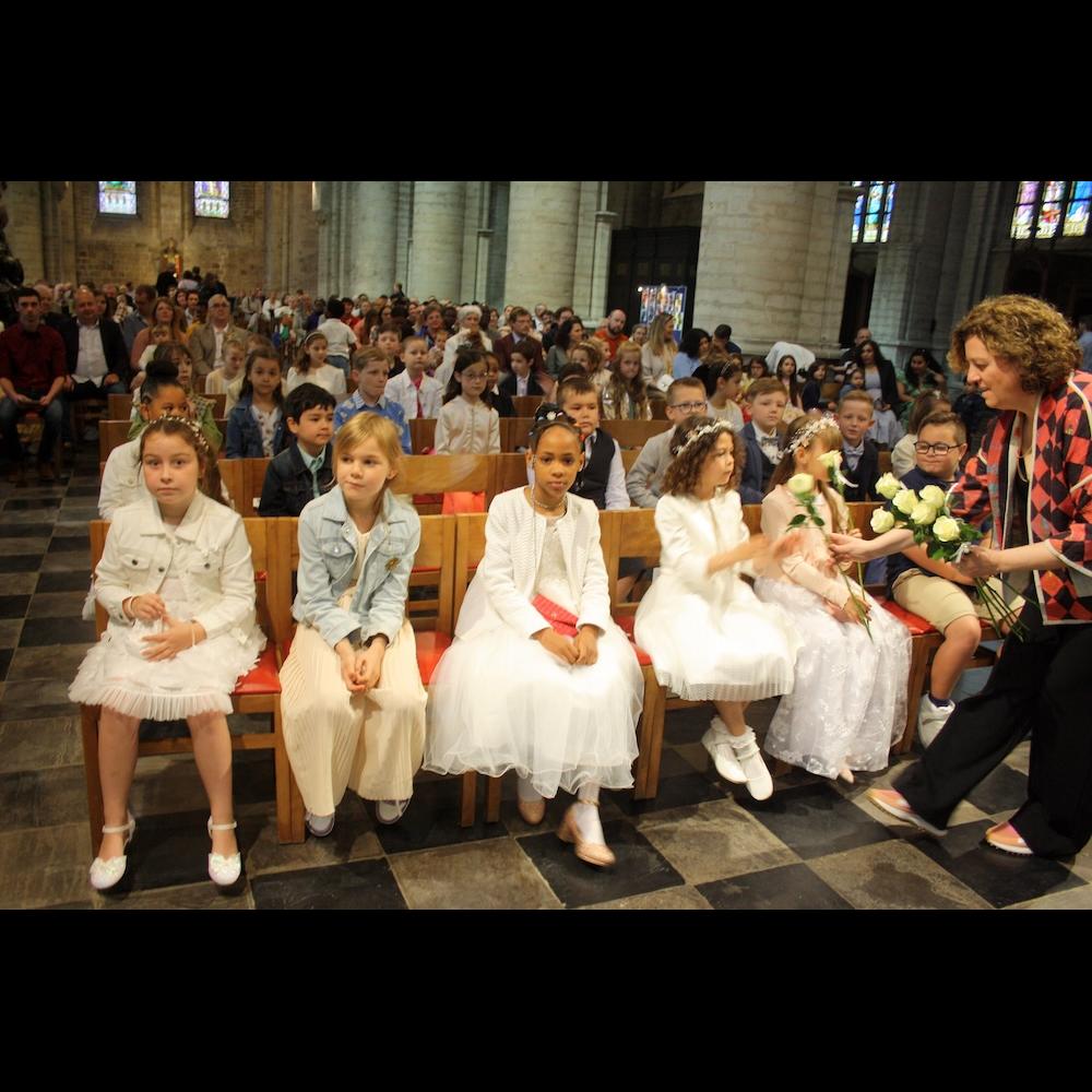 Op hemelvaartdag, 9 mei hebben in onze Sint-Germanuskerk 34 kinderen voor het eerst de H. Communie mogen ontvangen.