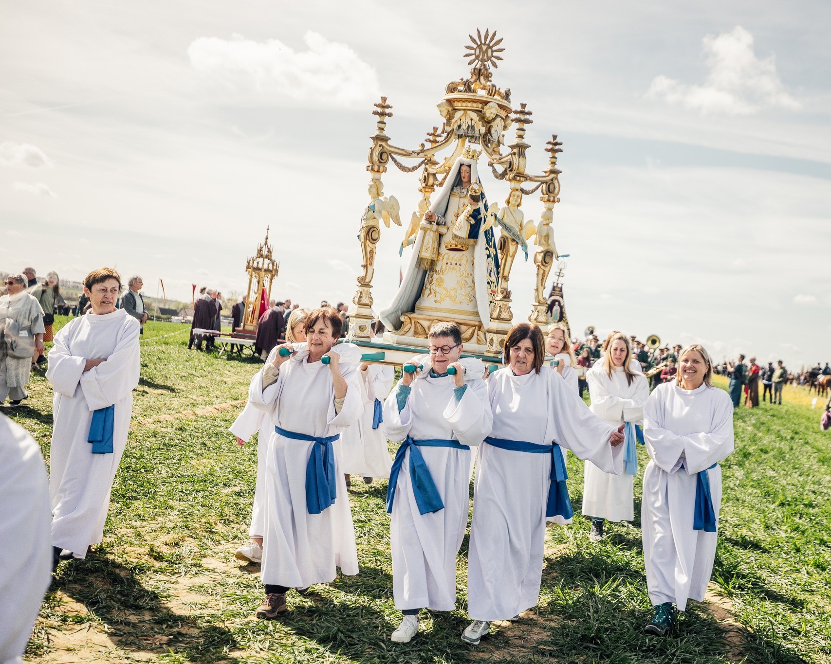 Mariabeeld kerk Goddelijke Zaligmaker Hakendover